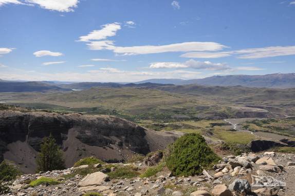 Uma hora de caminhada, visão da parte baixa do Parque Nacional Torres del Paine, no sul do Chile